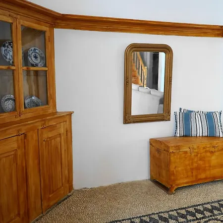 Diolanth Traditional House