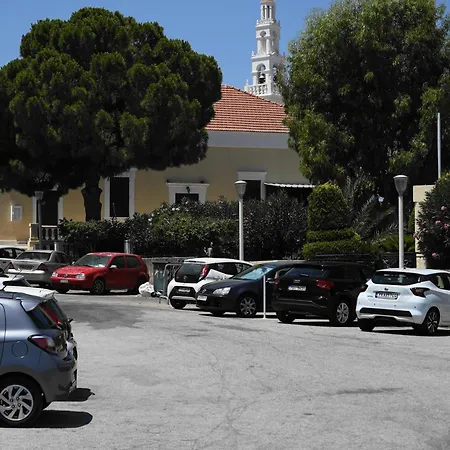 Diolanth Traditional House