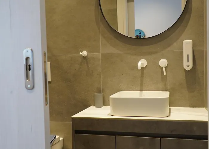 Diolanth Traditional House 펜션 *